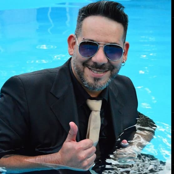 Mariano Avila y La Contraclave