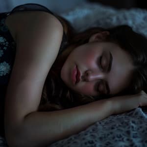 Calm Sleep Serenade: Gentle Sounds for Night - Lucid Dreaming Music