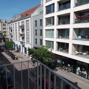 Fast Blues in F - Jazzy Coffee