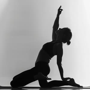 Flujo Del Arroyo: Armonía Ambiental Para Yoga - Música de yoga feliz