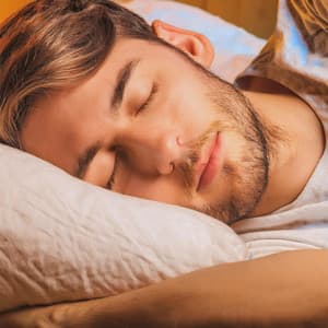 Melodías Tranquilas Para El Sueño: Canciones Serenas Para La Noche - Estudio de ensueño