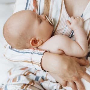 Radiant Dreamscapes: Baby Lullaby Harmony - Newborn Relax