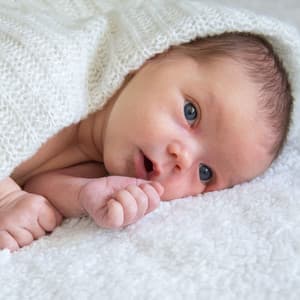 Firelight Cuddles: Binaural Sounds for Baby Relaxation - Epic Binaural Collective