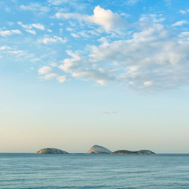 Eternal Seascapes: Music for Deep Oceanic Tranquility - Winds Of Minds