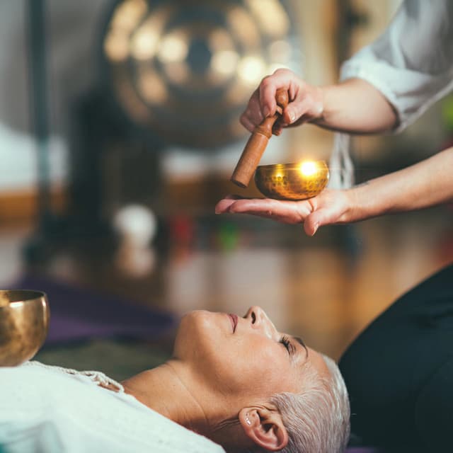 Gentle Melodies for Deep Meditation - Hypnotherapy