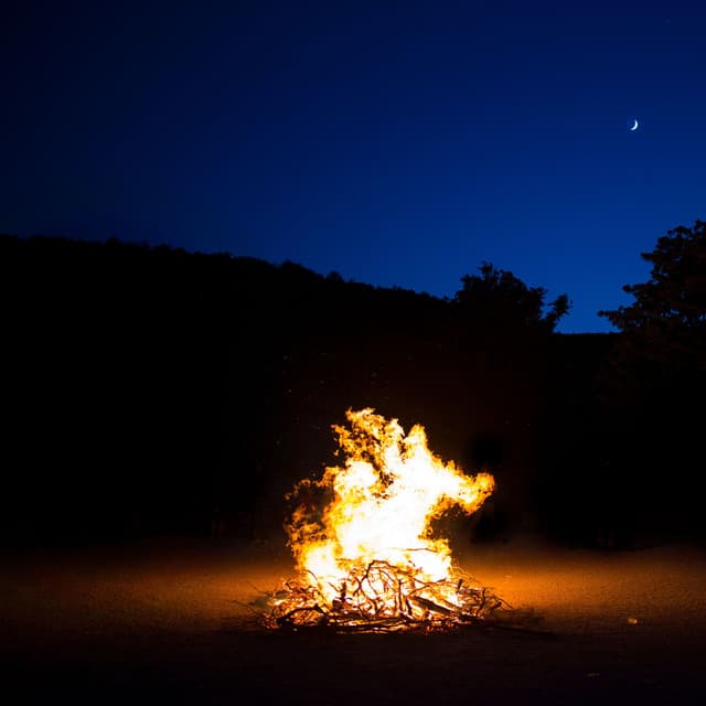 Radiant Bonfire: Tranquil Night Serenity - Decidic FX