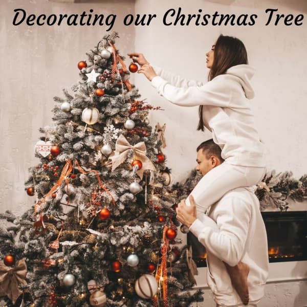 Decorating our Christmas Tree - Christmas Songs Classic
