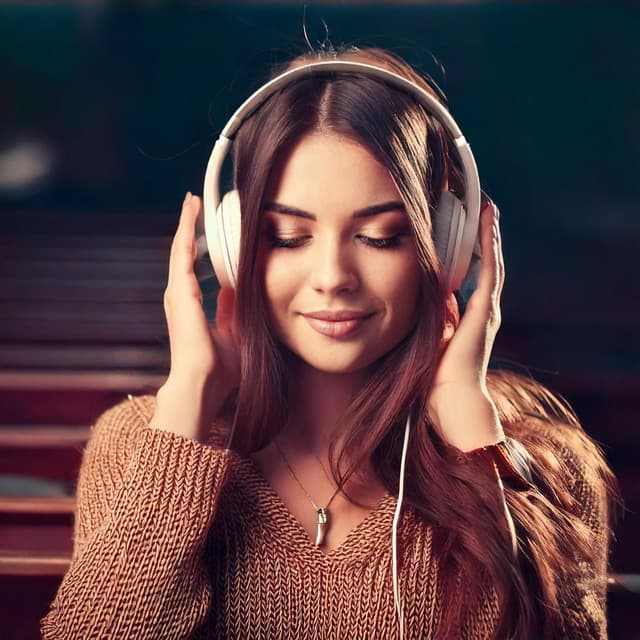 Cadence of Dreams: Music for Peaceful Nights - Chill Out Zone