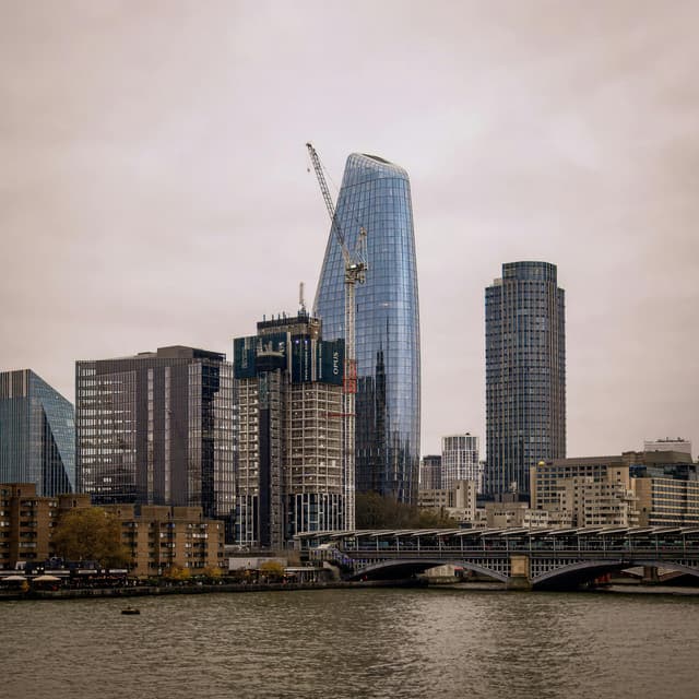 9PM Vibes: Comedown Slow - 16 Bit Serenity