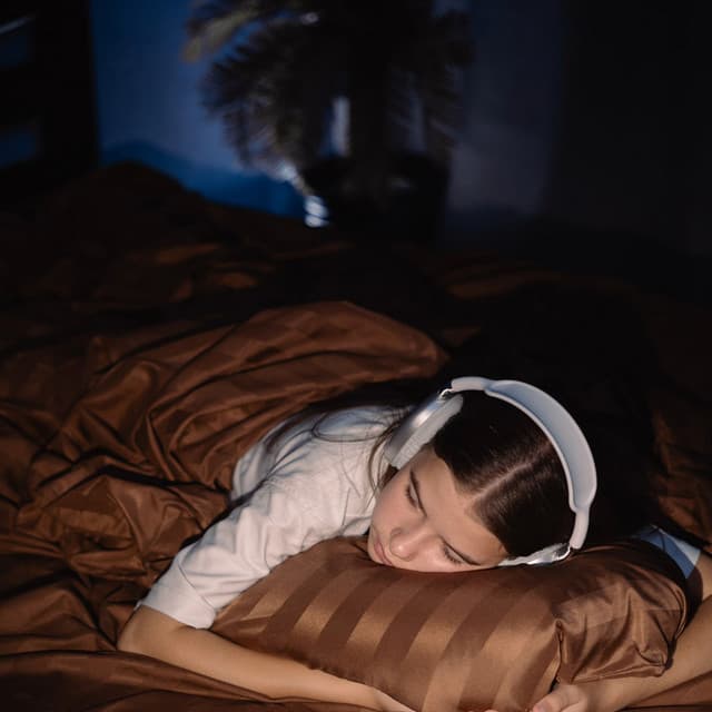 Soft Night Music to Enhance Your Sleep - Binaural Landscapes