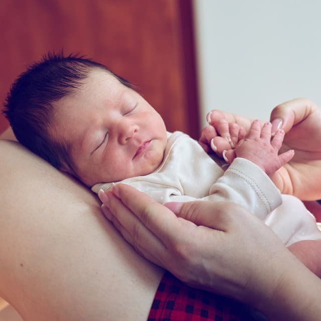 Harmony in Hush: Baby Lullaby's Sleepy Nocturne - Stress Relief