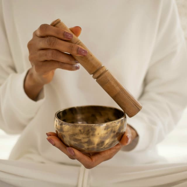 365 Healing: Ear To Ear Spa - Relaxing Music Therapy