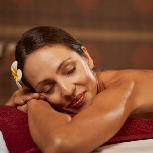 Crickets' Delight: Serene Rain for Relaxing Spa Experiences - Rain In Spain